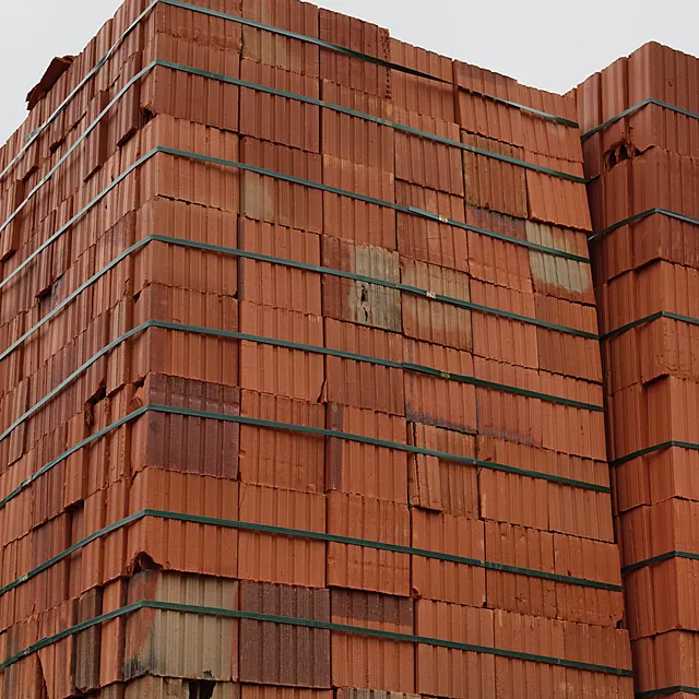 Pilha de tijolos cerâmicos no depósito